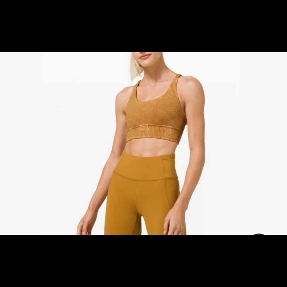 Lululemon sports bra